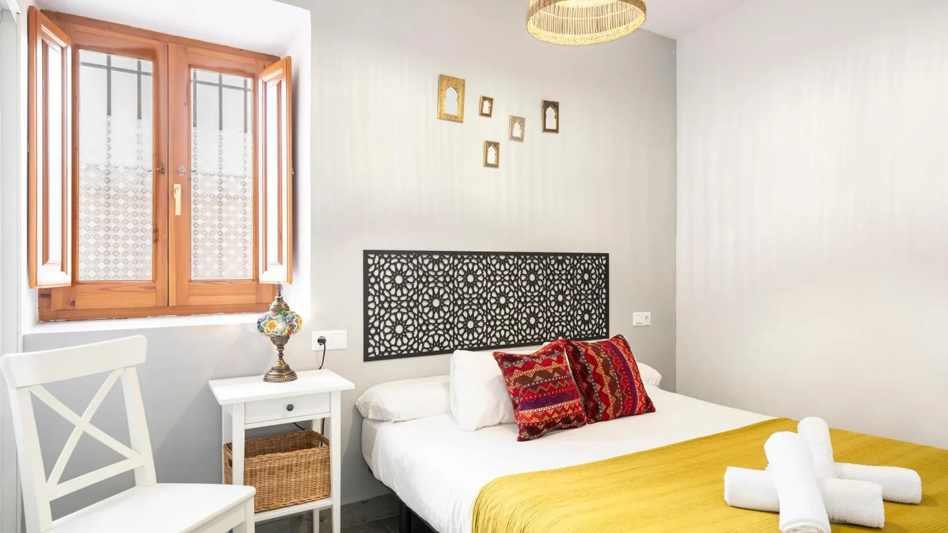 Warm Central Apartment Albayzin - Free Parking 15 Min Away Grenade