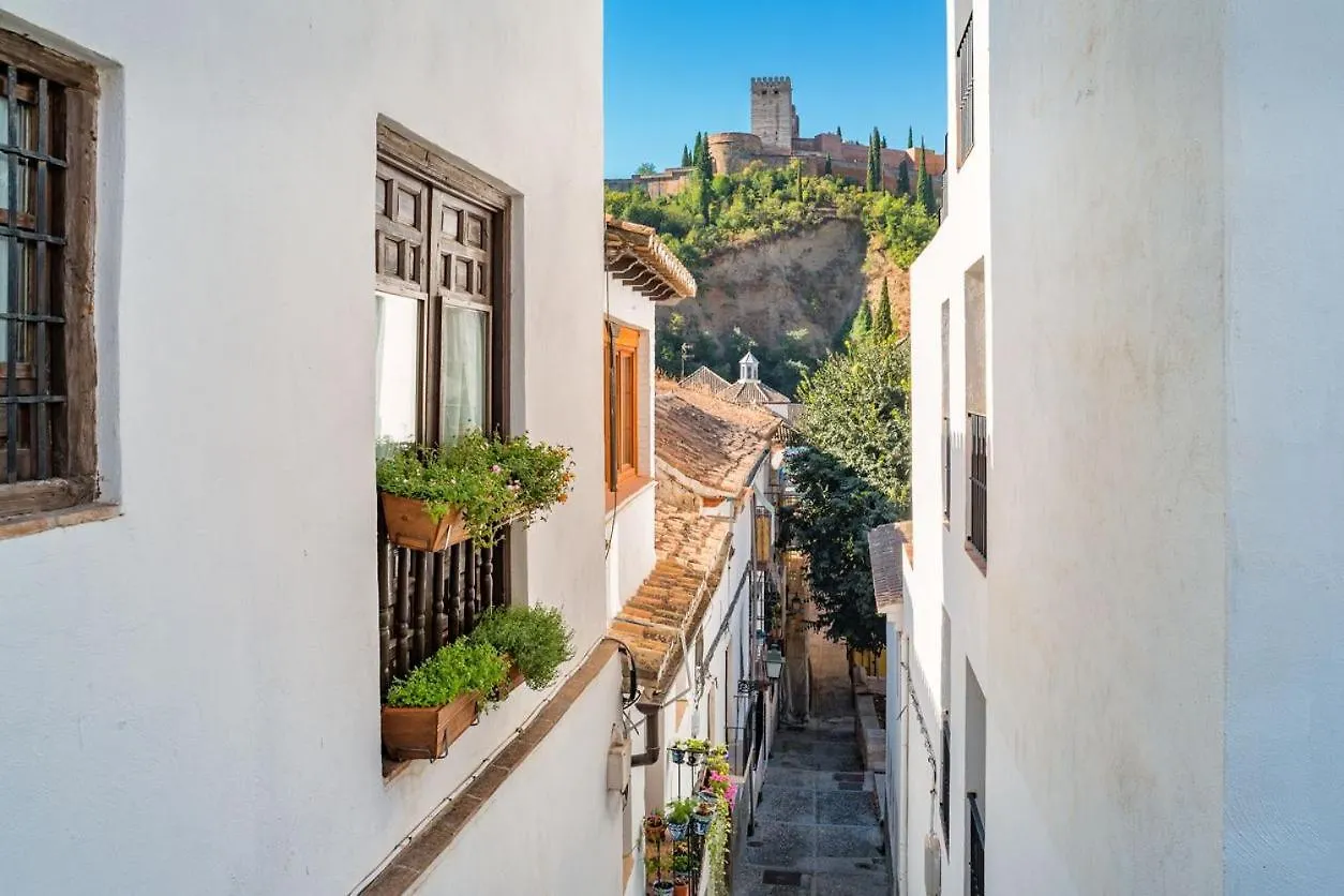 Warm Central Apartment Albayzin - Free Parking 15 Min Away Granada